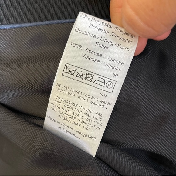 Tara Jarmon Black Women's one button Blazer Size 38 Mid length - Picture 5 of 10